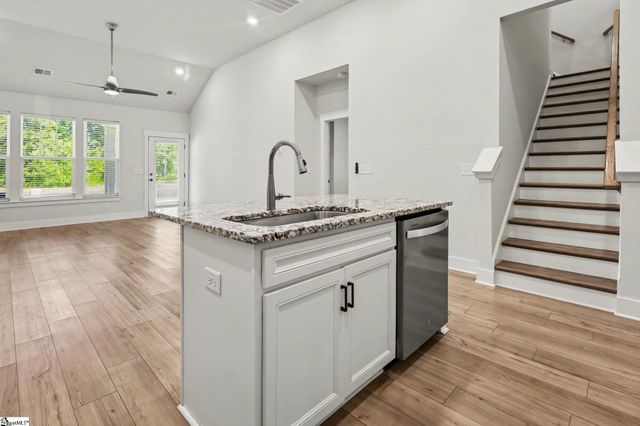 1508 Shallons Court, Spartanburg, SC 29301
