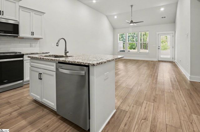 1508 Shallons Court, Spartanburg, SC 29301