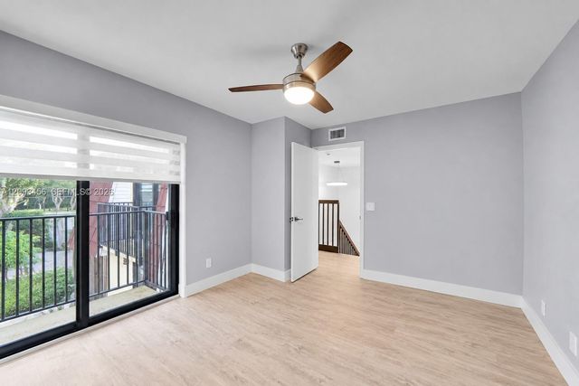 9861 NW 6th Court, Plantation, FL 33324