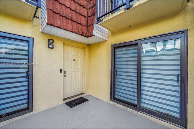 9861 NW 6th Court, Plantation, FL 33324