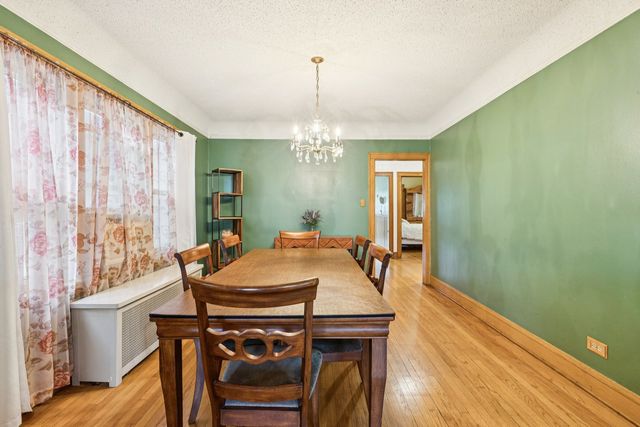 1440 Cuyler Avenue, Berwyn, IL 60402