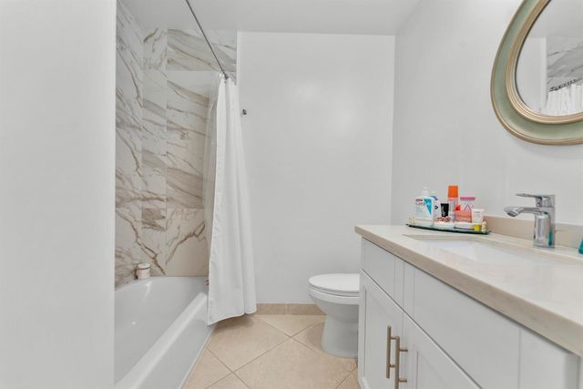 401 NE 10th Terrace, Boca Raton, FL 33432