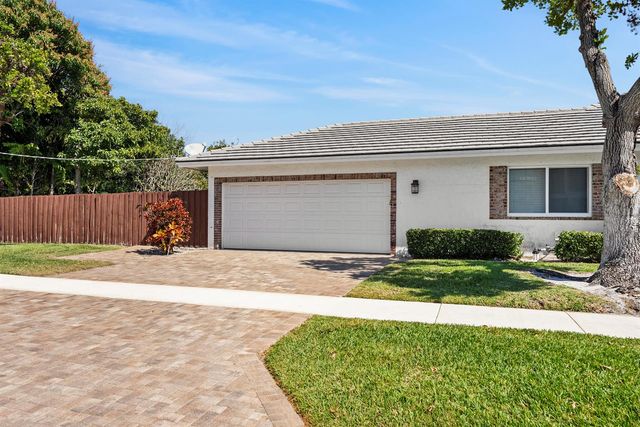 401 NE 10th Terrace, Boca Raton, FL 33432