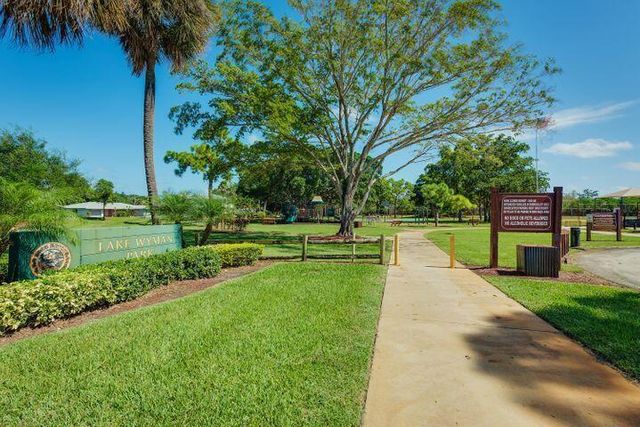 401 NE 10th Terrace, Boca Raton, FL 33432