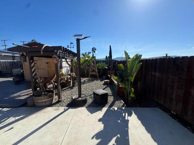 750 El Camino Paraiso, Hollister, CA 95023