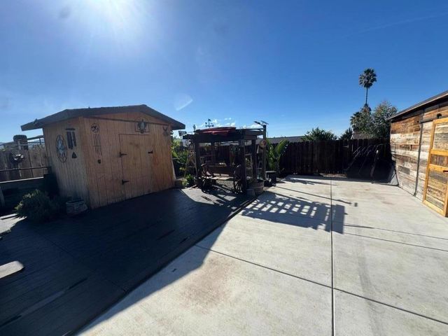 750 El Camino Paraiso, Hollister, CA 95023