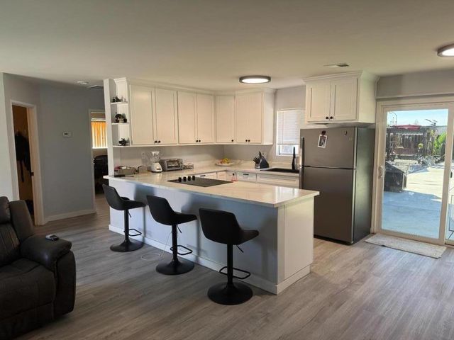 750 El Camino Paraiso, Hollister, CA 95023