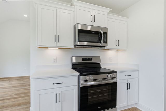 401 Marcella Ct, Dickson, TN 37055
