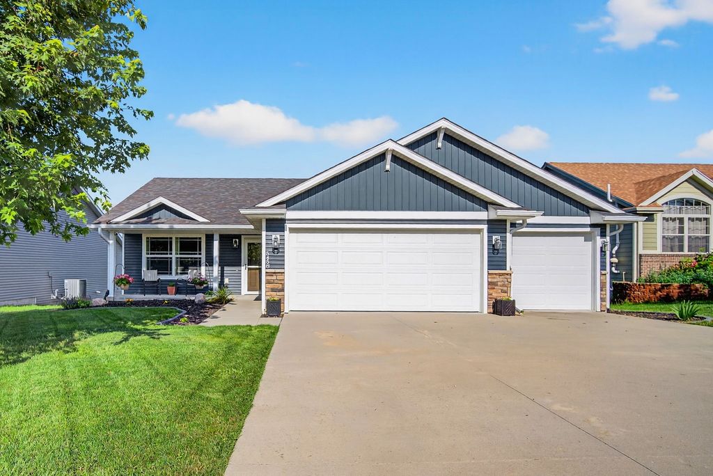 5458 SE 27th Street, Des Moines, IA 50320