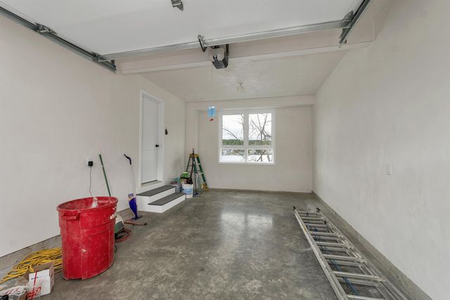 20 First Street, Windham, NH 03087
