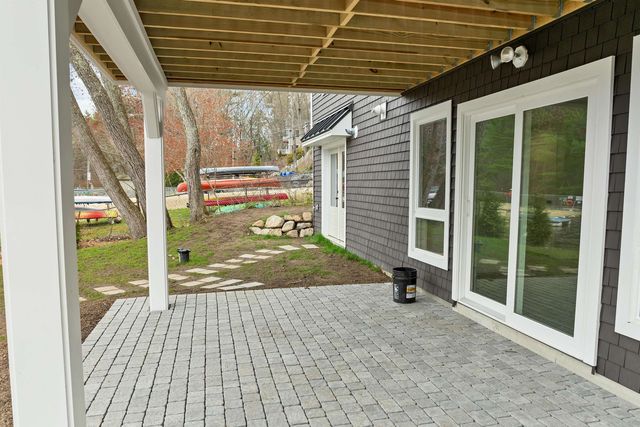 20 First Street, Windham, NH 03087