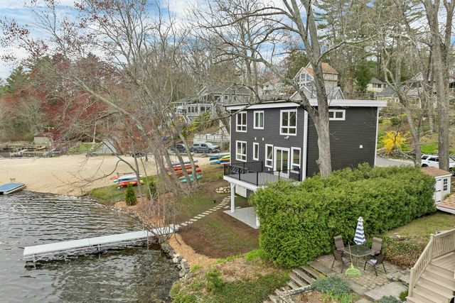 20 First Street, Windham, NH 03087