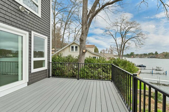 20 First Street, Windham, NH 03087