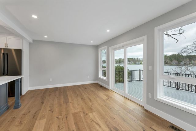 20 First Street, Windham, NH 03087