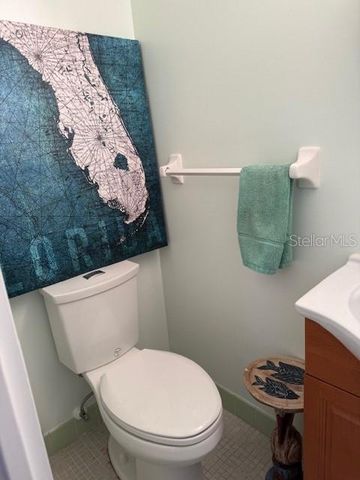 1051 79TH AVENUE N 202, St Petersburg, FL 33702