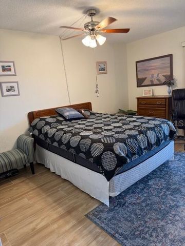 1051 79TH AVENUE N 202, St Petersburg, FL 33702