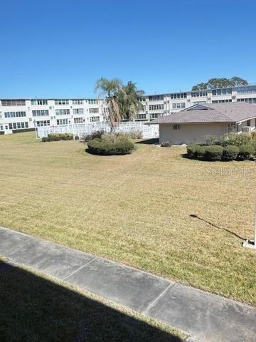 1051 79TH AVENUE N 202, St Petersburg, FL 33702