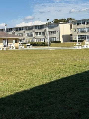 1051 79TH AVENUE N 202, St Petersburg, FL 33702