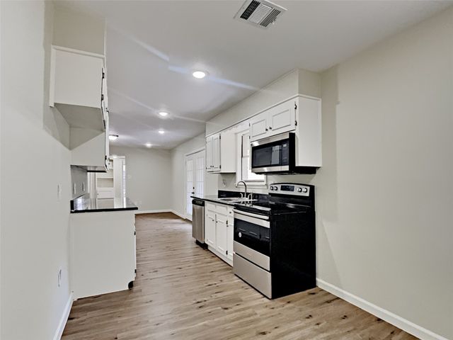 3040 San Marcos Drive, Fort Worth, TX 76116