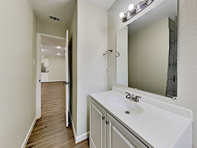 3040 San Marcos Drive, Fort Worth, TX 76116