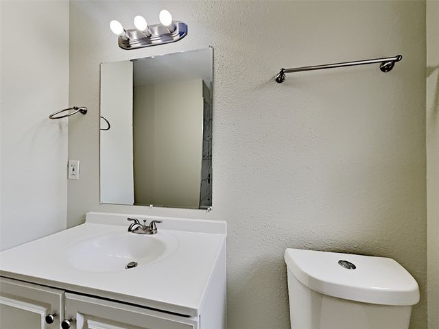 3040 San Marcos Drive, Fort Worth, TX 76116