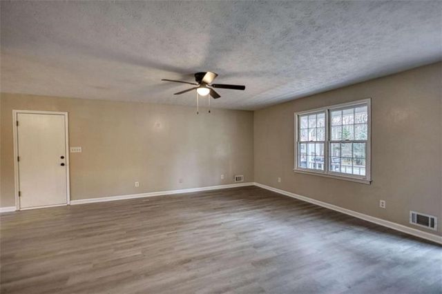 330 Pleasant Valley Road, Mcdonough, GA 30253