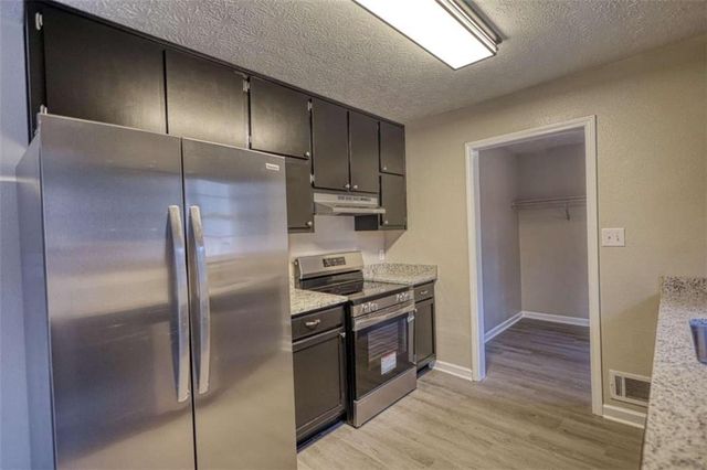 330 Pleasant Valley Road, Mcdonough, GA 30253