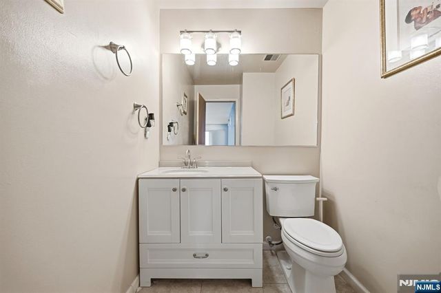 31 Fairmount Avenue 16A, Hackensack, NJ 07601