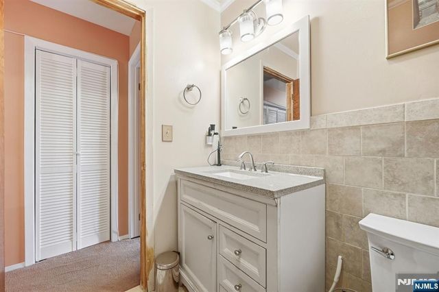 31 Fairmount Avenue 16A, Hackensack, NJ 07601