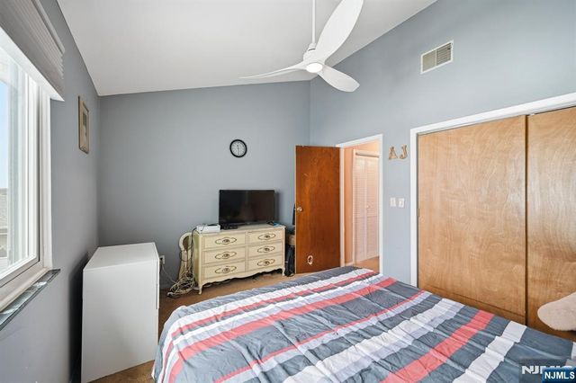 31 Fairmount Avenue 16A, Hackensack, NJ 07601