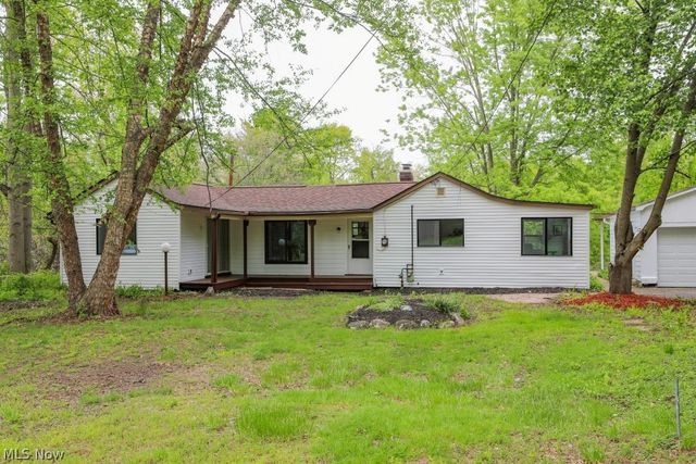 701 Portage Lakes Drive, Coventry, OH 44319