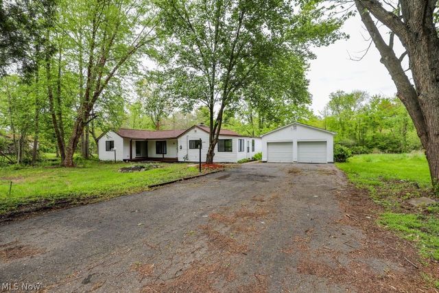 701 Portage Lakes Drive, Coventry, OH 44319