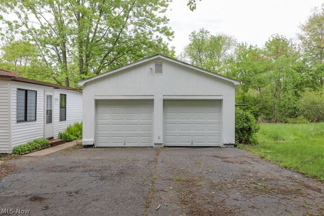 701 Portage Lakes Drive, Coventry, OH 44319