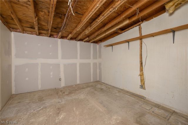 1266 E 102nd Street, Cleveland, OH 44108
