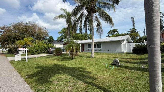 244 SE 46TH ST, Cape Coral, FL 33904