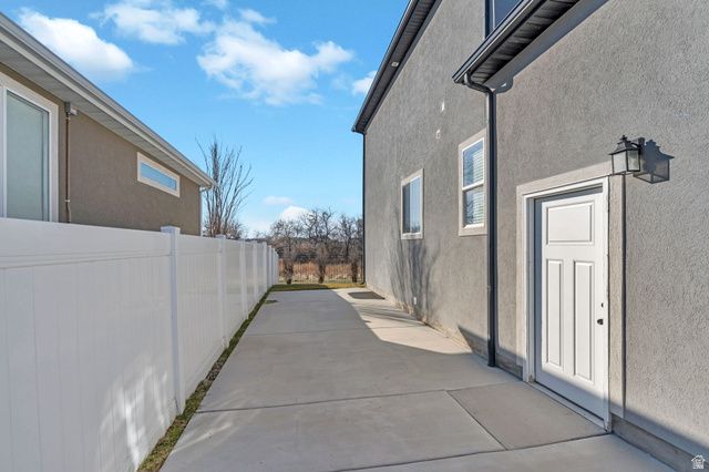 124 S DRY CREEK LN, Vineyard, UT 84059