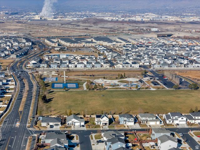 124 S DRY CREEK LN, Vineyard, UT 84059