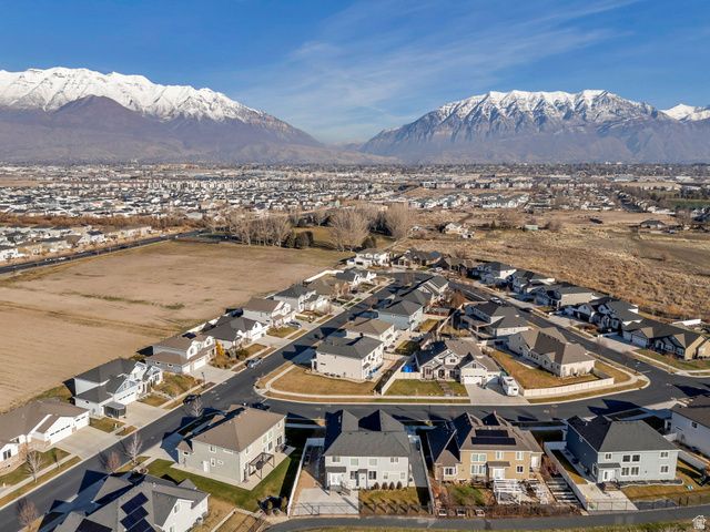 124 S DRY CREEK LN, Vineyard, UT 84059