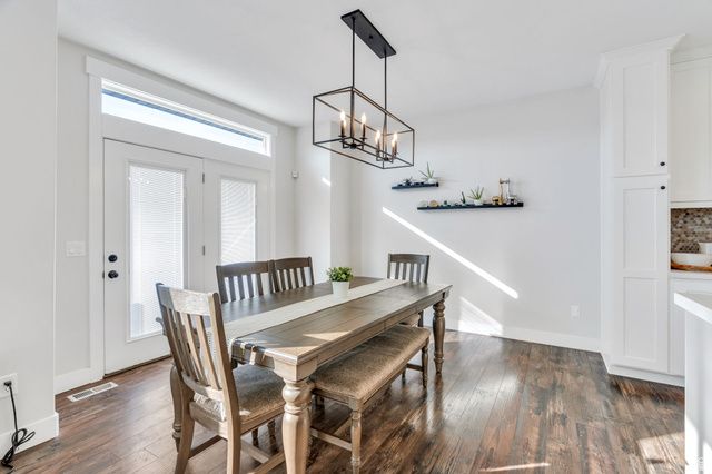 124 S DRY CREEK LN, Vineyard, UT 84059