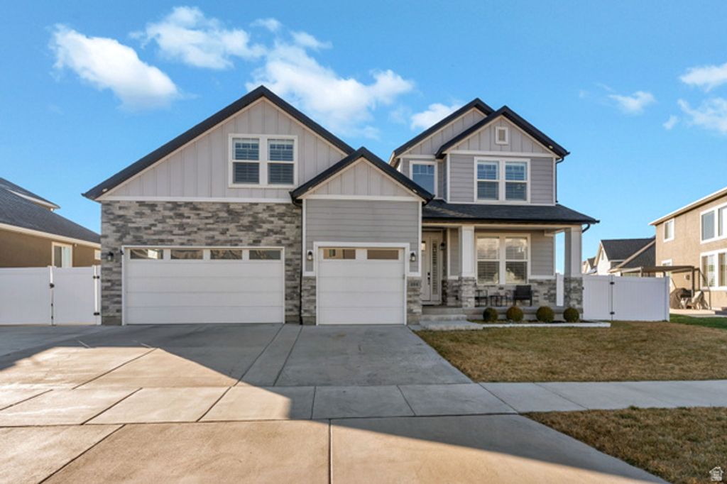 124 S DRY CREEK LN, Vineyard, UT 84059