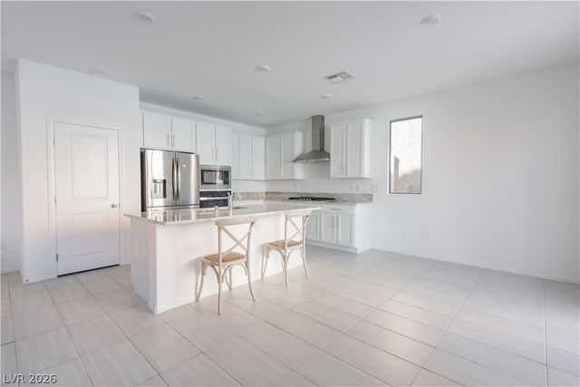 7360 Crown Landing Street, Las Vegas, NV 89113