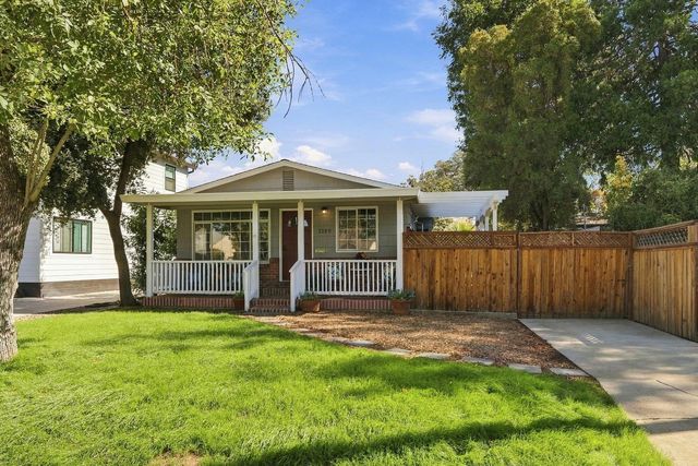 2180 Cambridge St, Sacramento, CA 95815