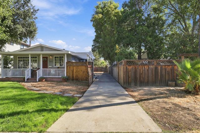 2180 Cambridge St, Sacramento, CA 95815