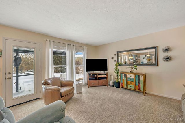 8850 Steeplechase, West Chester, OH 45069