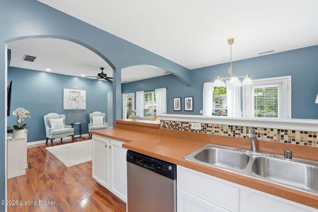 339 Kenilworth Rd, Louisville, KY 40206