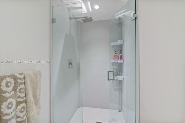 9901 W W Bay Harbor Dr 503, Bay Harbor Islands, FL 33154