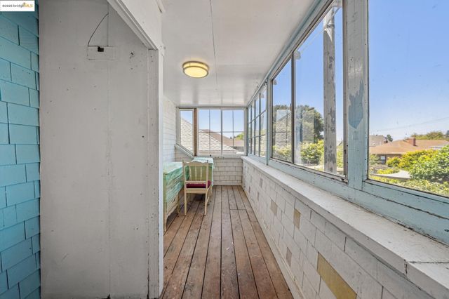 604 56th Street, Oakland, CA 94609