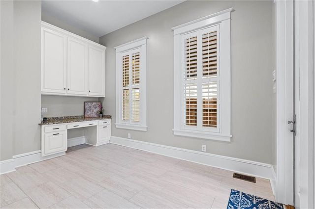 1900 Old Government Street, Mobile, AL 36606