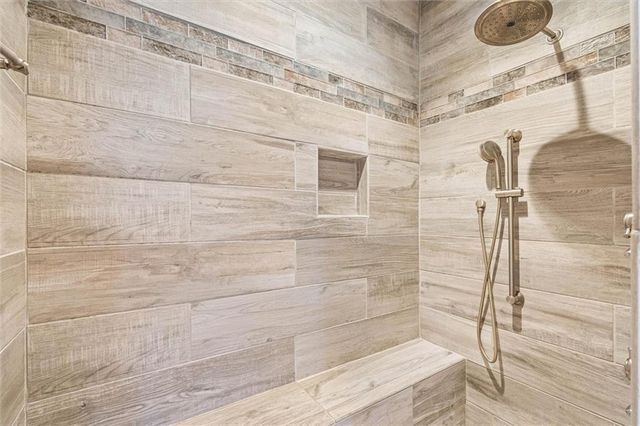 1900 Old Government Street, Mobile, AL 36606