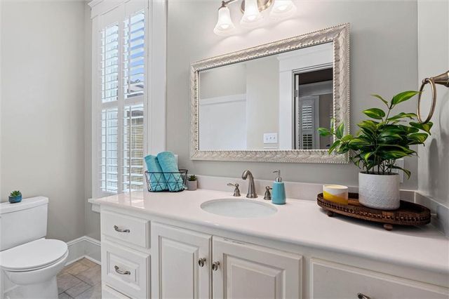 1900 Old Government Street, Mobile, AL 36606